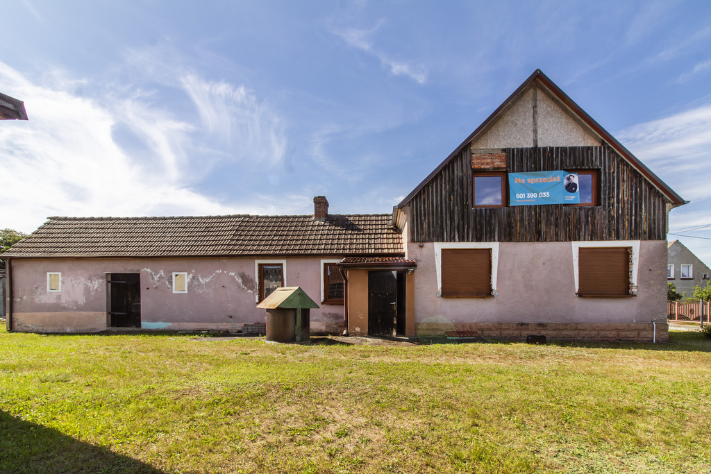 Działka 1518 m² z domem – przestrzeń dla rodziny