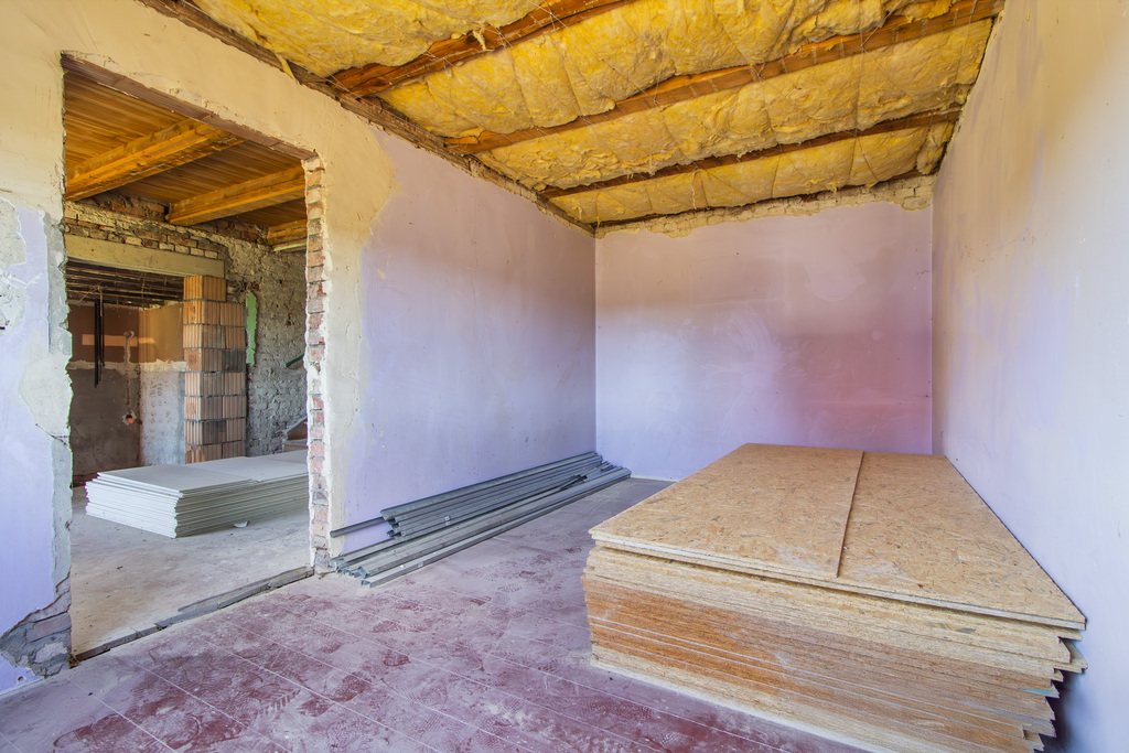 Działka 1518 m² z domem – przestrzeń dla rodziny