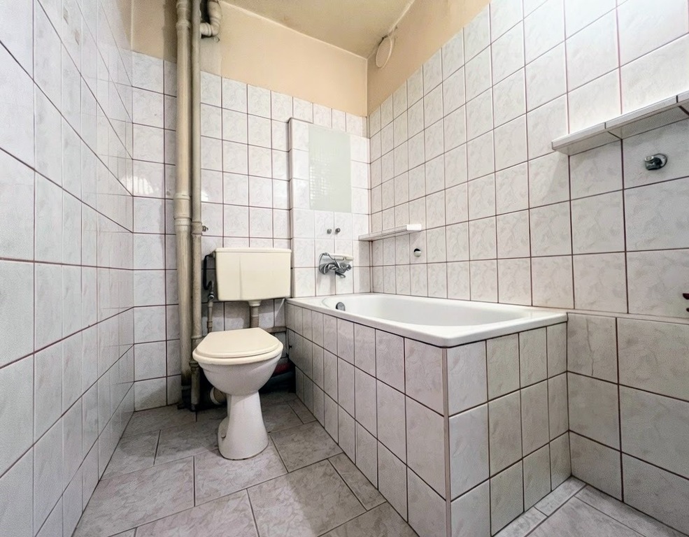 2 pokoje, parter, balkon, komórka, parking