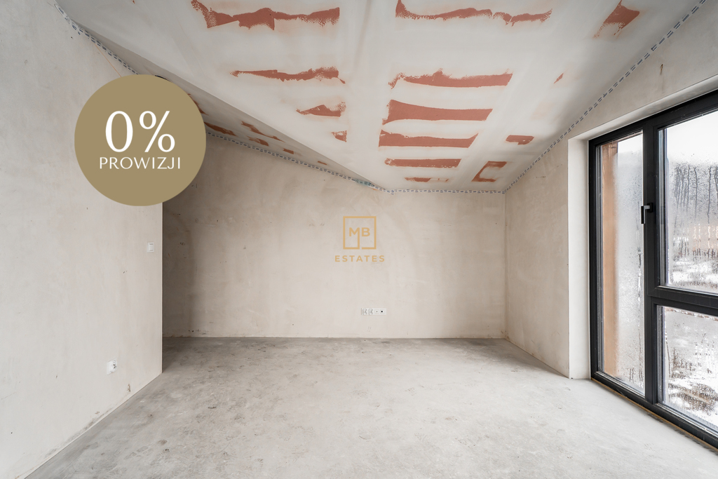 Trójstronny Apartament z zielonym tarasem