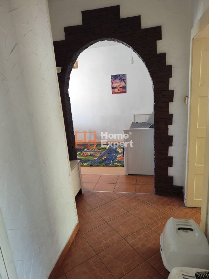 Mieszkanie 2 pokojowe, do remontu/odświeżenia