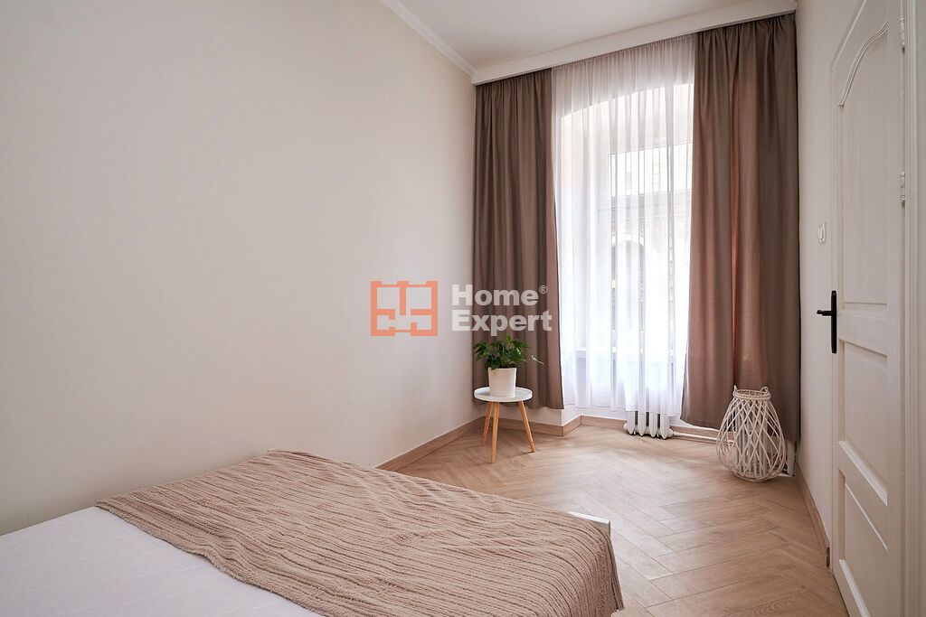 Mieszkanie 3 pokojowe, przy Skwerze Krasińskiego