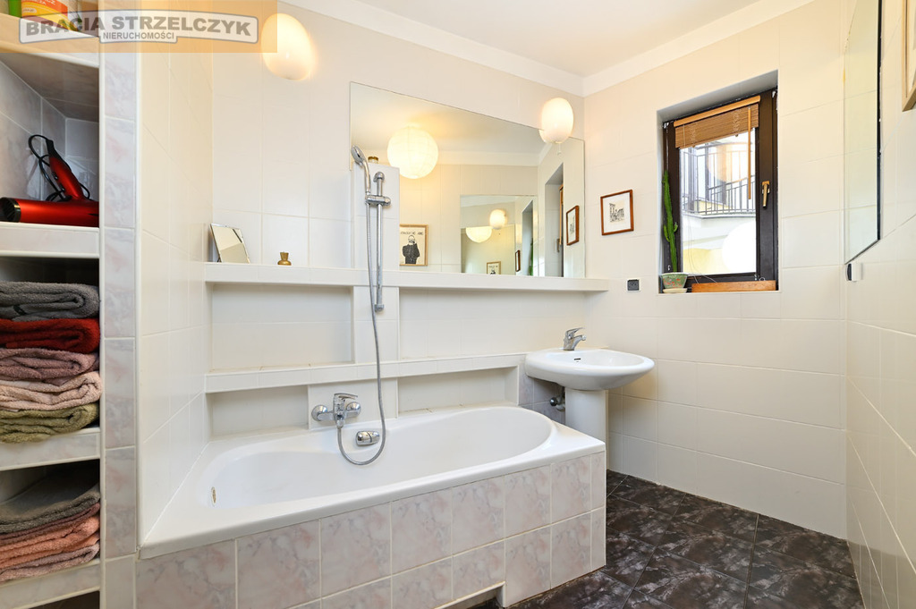 3 pokoje 74,29 m², balkon, garaż – Ursynów