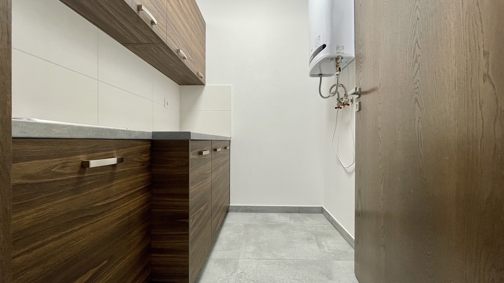 Nowoczesny lokal usługowy 102 m2