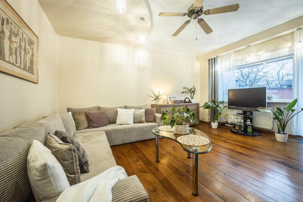 Dom z potencjałem biznesowym! Firma + azyl!