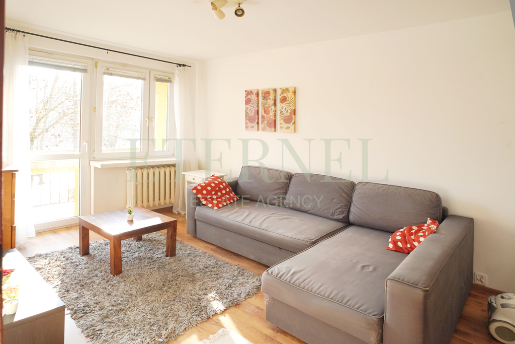 Słoneczne mieszkanie 2-pokojowe z widokiem na ziel