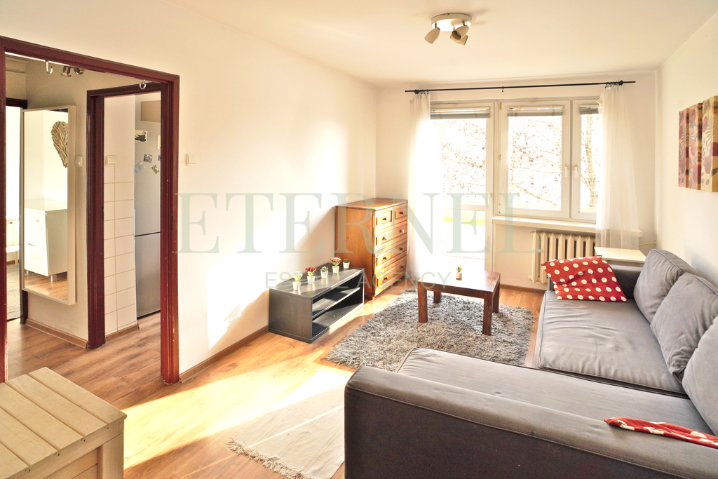 Słoneczne mieszkanie 2-pokojowe z widokiem na ziel