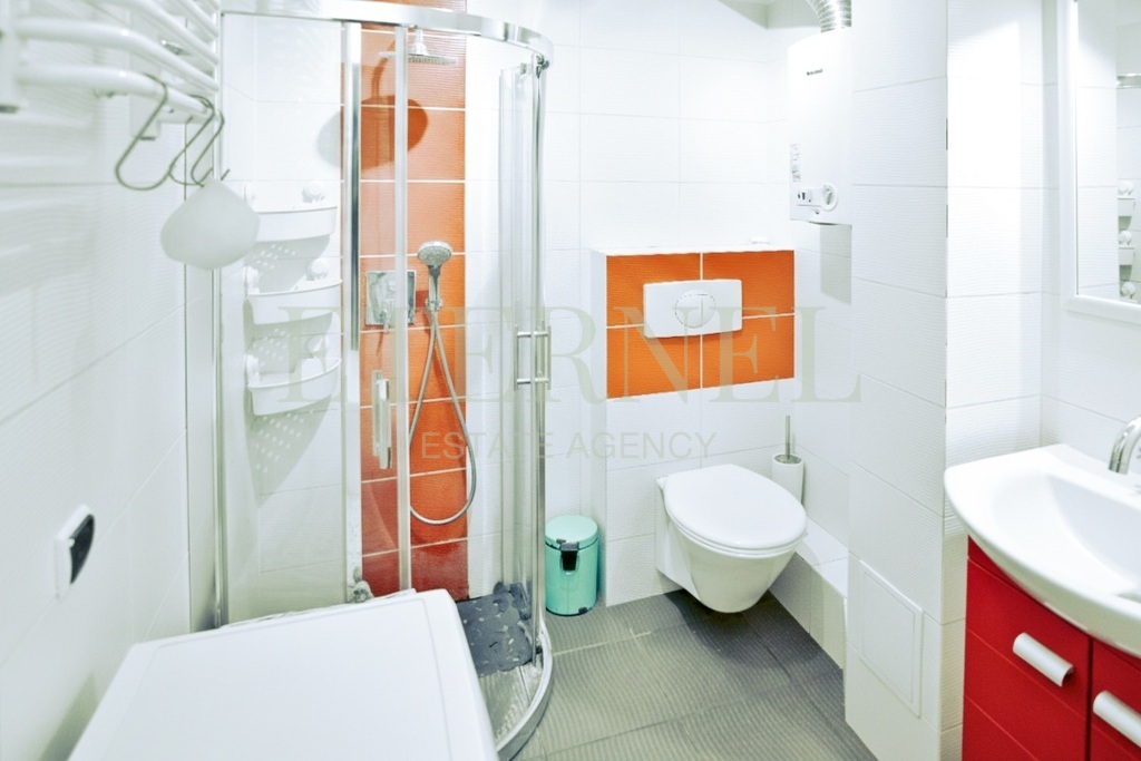 Słoneczne mieszkanie 2-pokojowe z widokiem na ziel