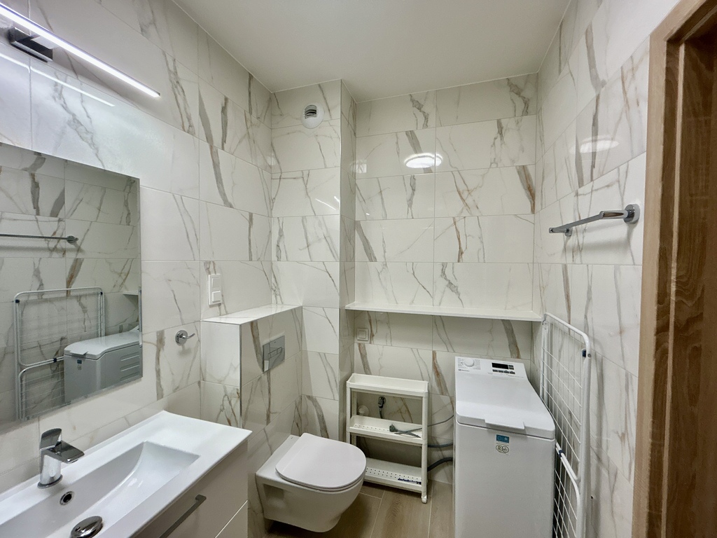 PIERWSZY NAJEM | 2 POKOJE | BALKON | GARAŻ