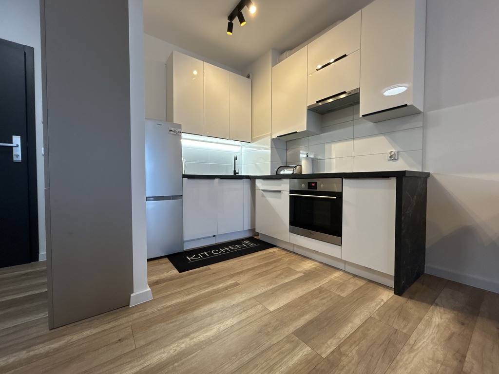 PIERWSZY NAJEM | 2 POKOJE | BALKON | GARAŻ