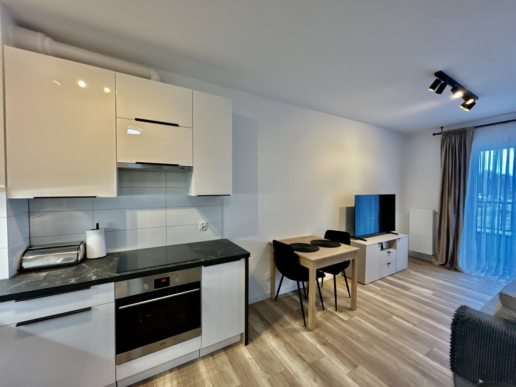 PIERWSZY NAJEM | 2 POKOJE | BALKON | GARAŻ