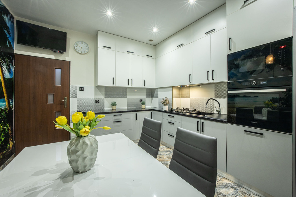 Nowa cena! 190m², Chojny. Dom i biznes!