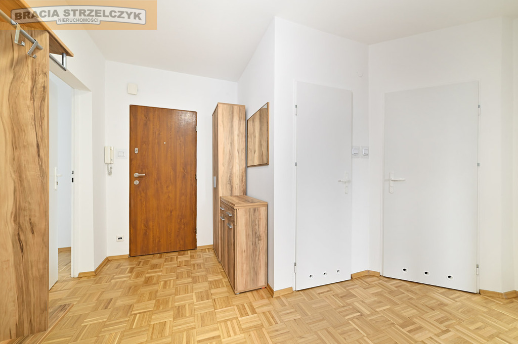 3 pokojowe mieszkanie przy Zamoyskiego