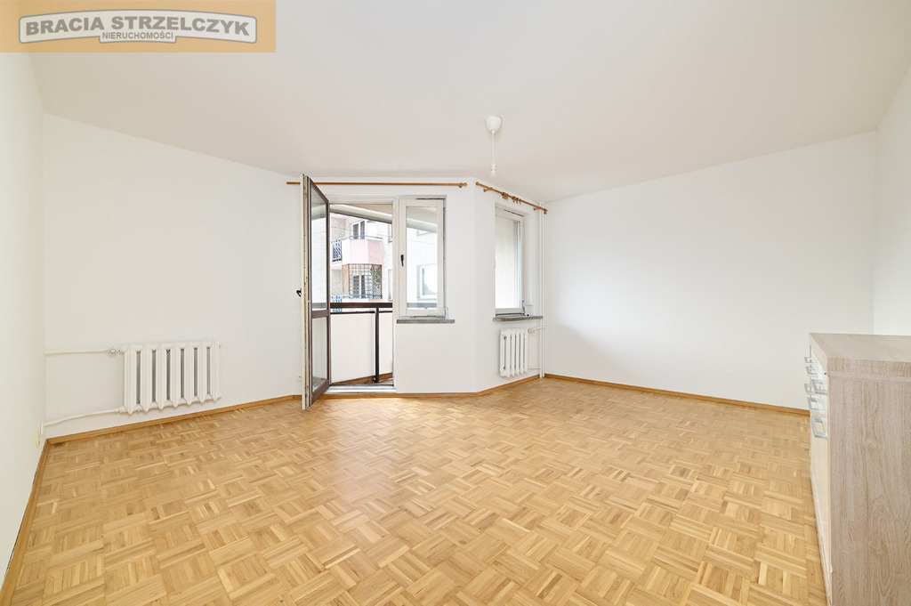 3 pokojowe mieszkanie przy Zamoyskiego