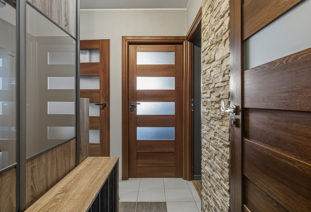 3 pokoje, duży balkon - blisko trasy S7