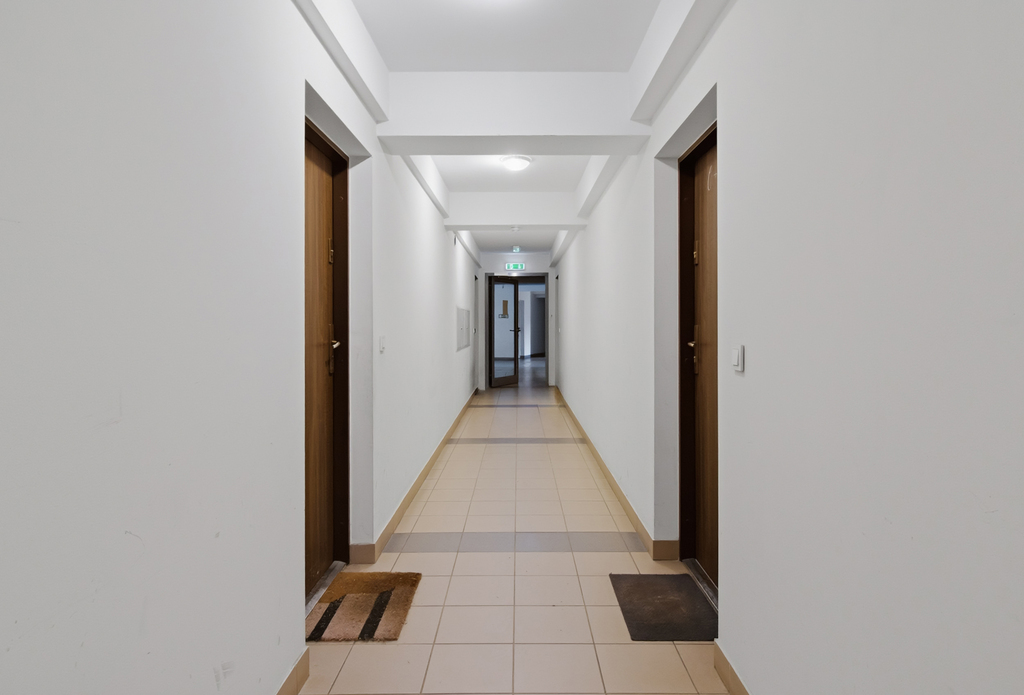 3 pokoje, duży balkon - blisko trasy S7