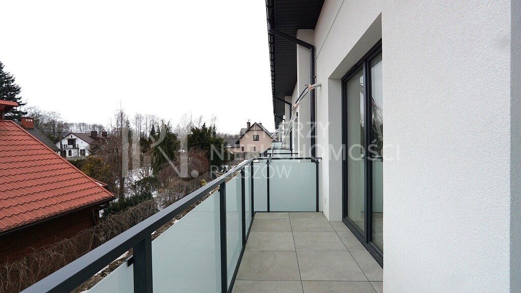 Jasionka - 4 Pokojowe Mieszkanie z Poddaszem !