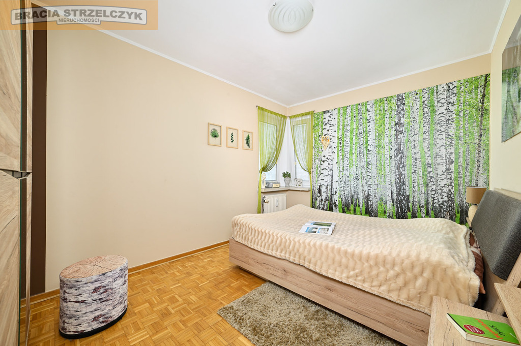 Gocław, 4 pokoje,  przy Parku Nad Balatonem.