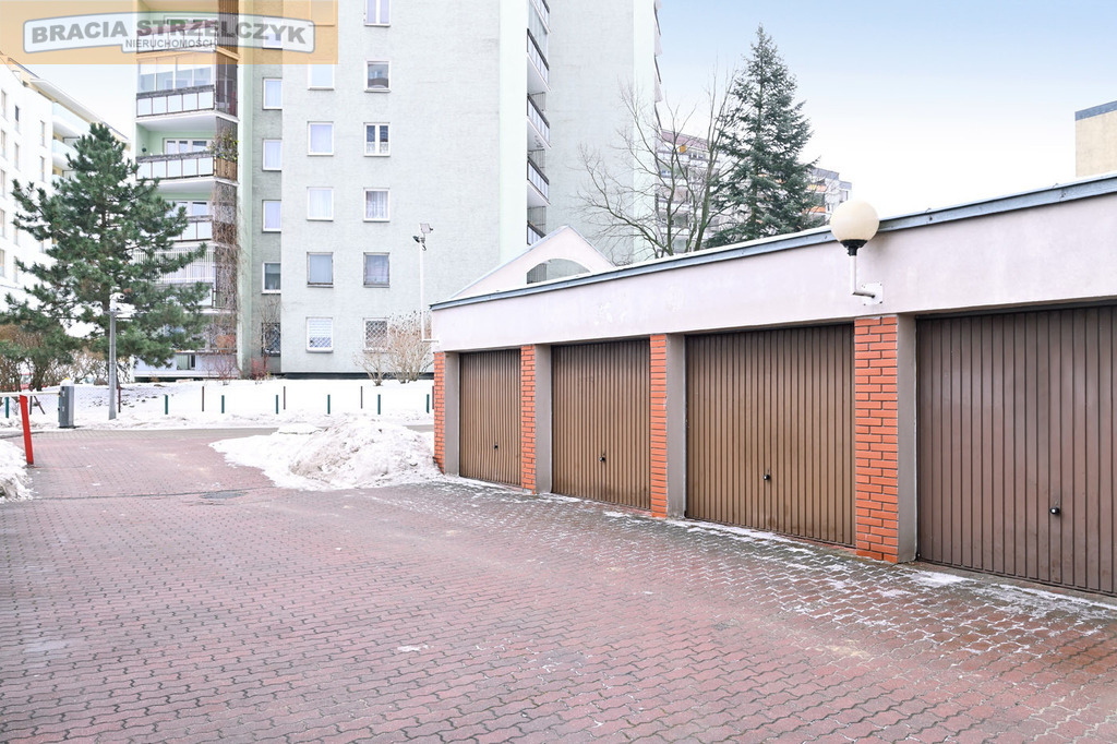 Gocław, 4 pokoje,  przy Parku Nad Balatonem.