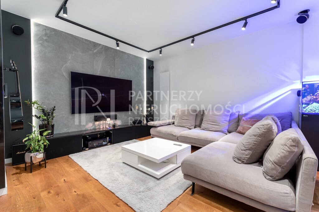 Dzielnica Parkowa -4 Pokoje + Garaż + Komórka