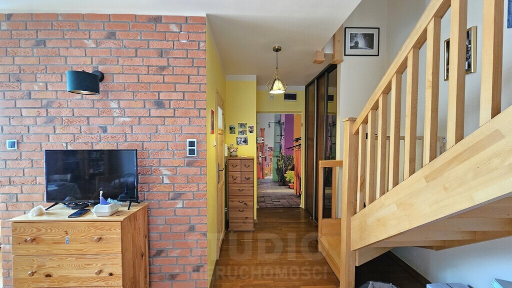 Balicka 74m 3 pok 2 poziomy garaż