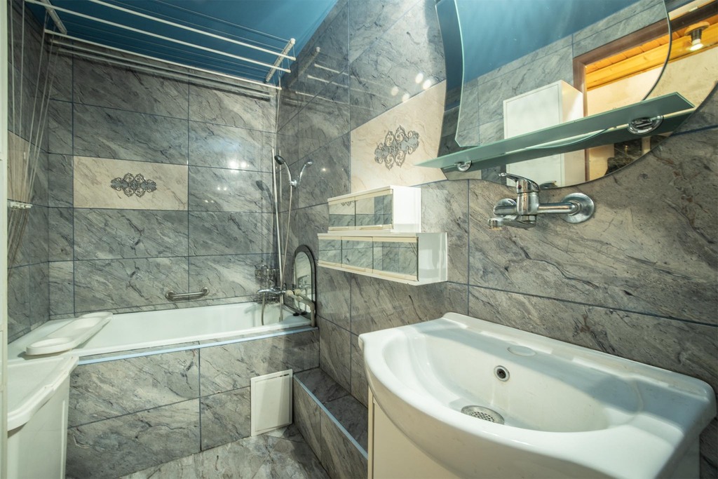 Hit na Parzeczewskiej: 2 piętro i parking!