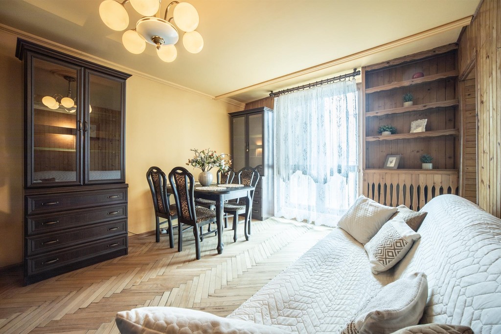 Hit na Parzeczewskiej: 2 piętro i parking!