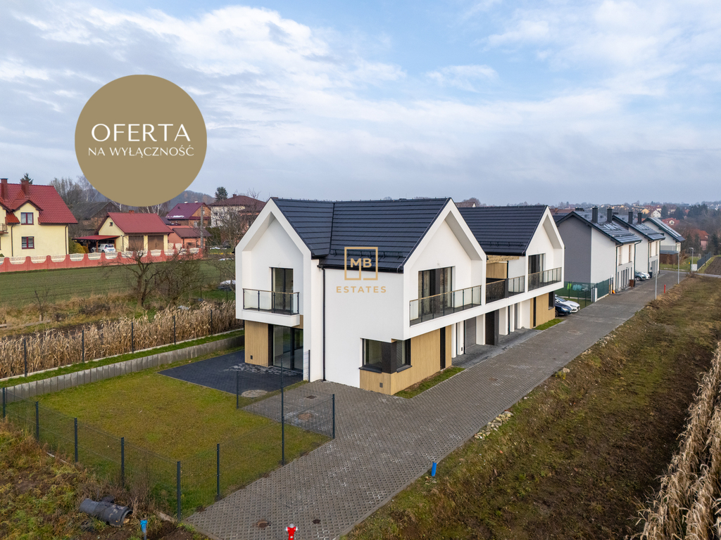 NOWOCZESNY SEGMENT W ZABUDOWIE BLIŹNIACZEJ