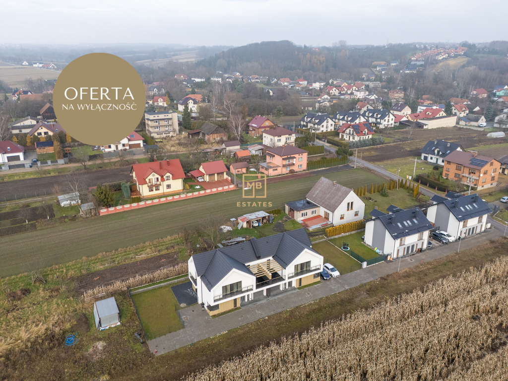 NOWOCZESNY SEGMENT W ZABUDOWIE BLIŹNIACZEJ