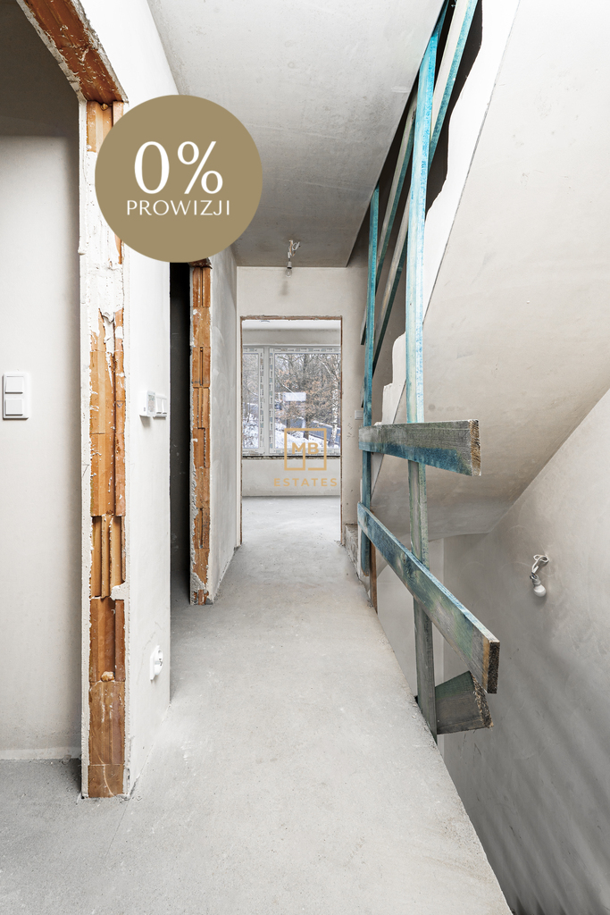 Nowoczesny Bliźniak w Uzdrowiskowej Części Miasta