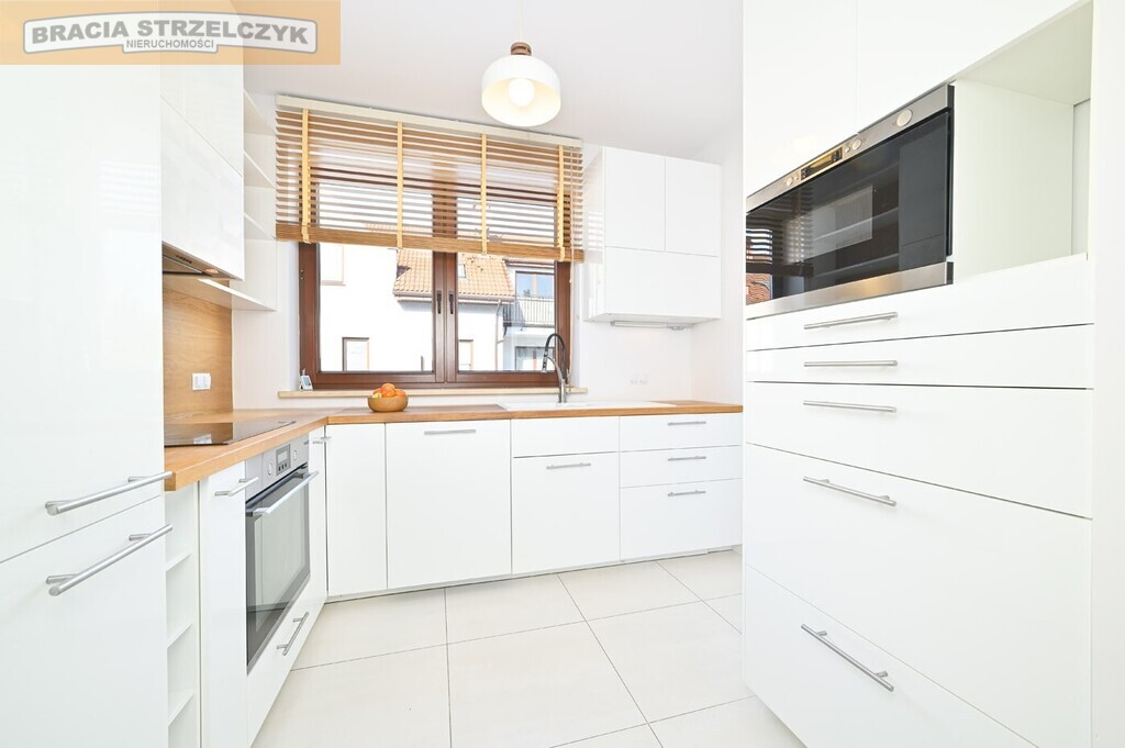 Wilanów. 85m2. 4 sypialnie. Miejsce postojowe