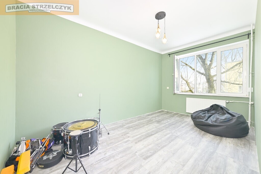 Wola. 4 pokoje. 2 balkony. Kamienica przy Lasku