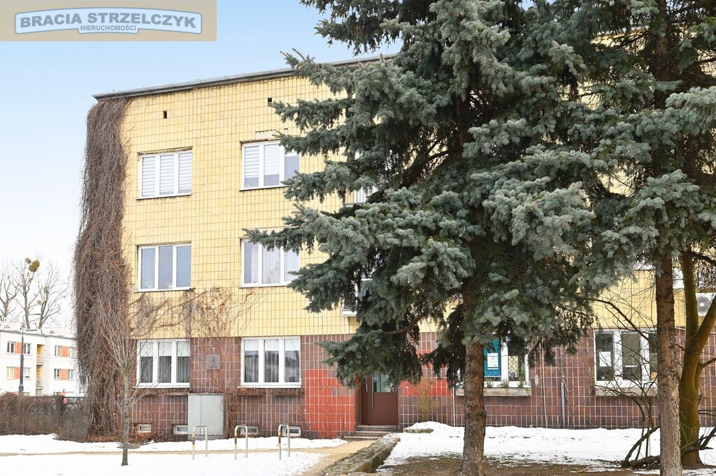 Wola. 4 pokoje. 2 balkony. Kamienica przy Lasku