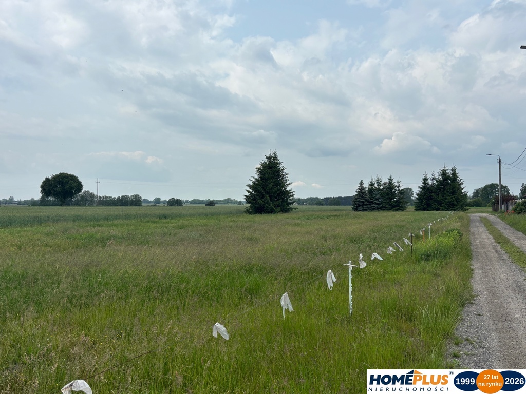 Działka budowlana, media, dobry dojazd do Warszawy