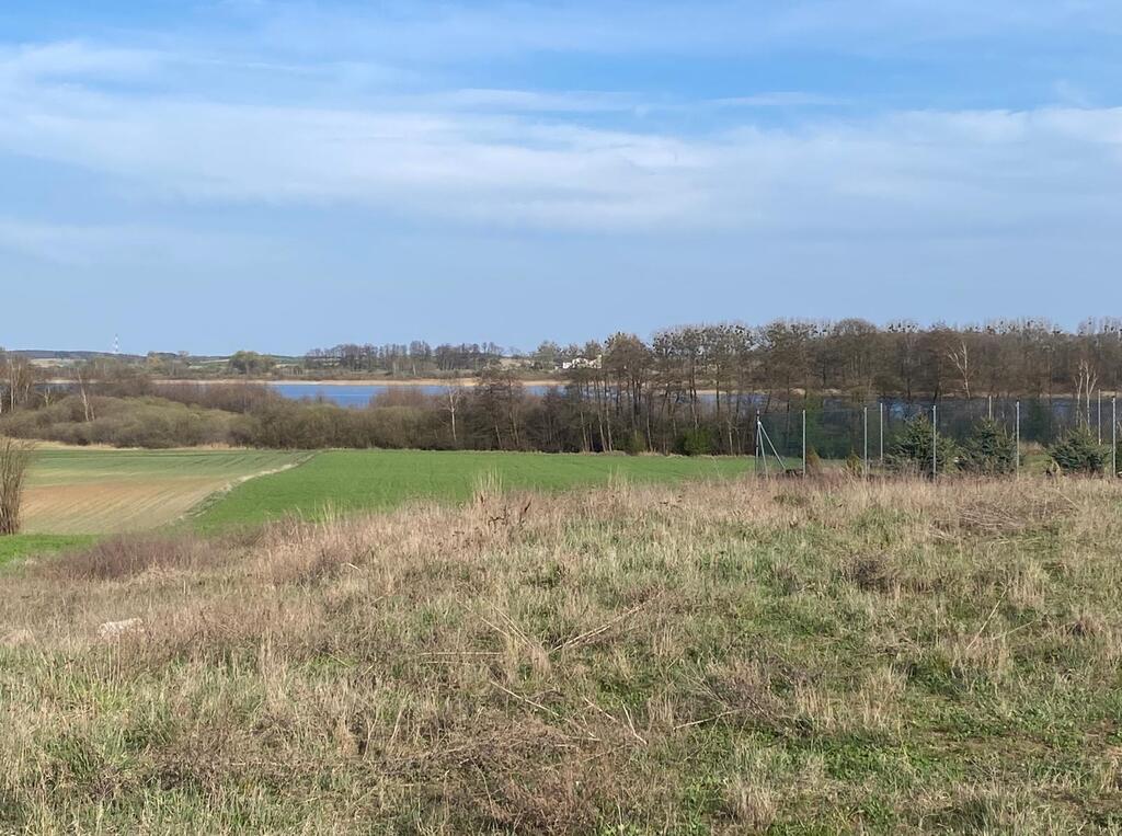 Wyjątkowa działka nad jeziorem Skorzęcin