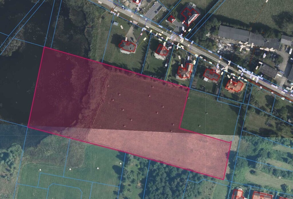 Działka siedliskowa nad rozlewiskiem 4 km od morza