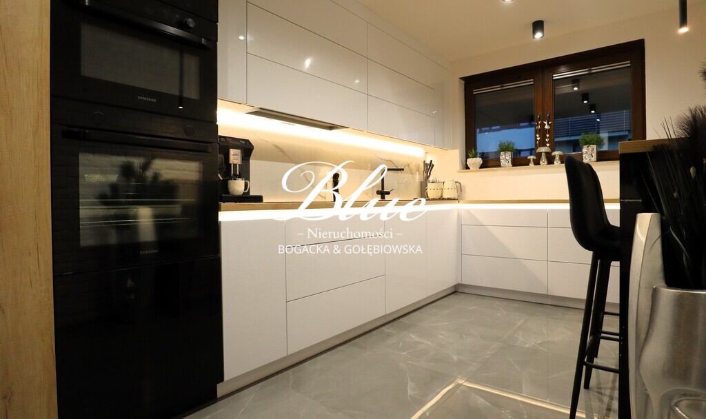 Mieszkanie z dużym tarasem i komórką lokatorską