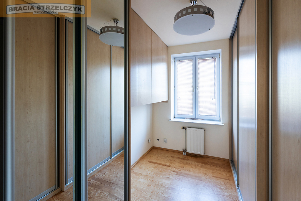 Dwupoziomowe mieszkanie 121,25 m2, Bemowo.
