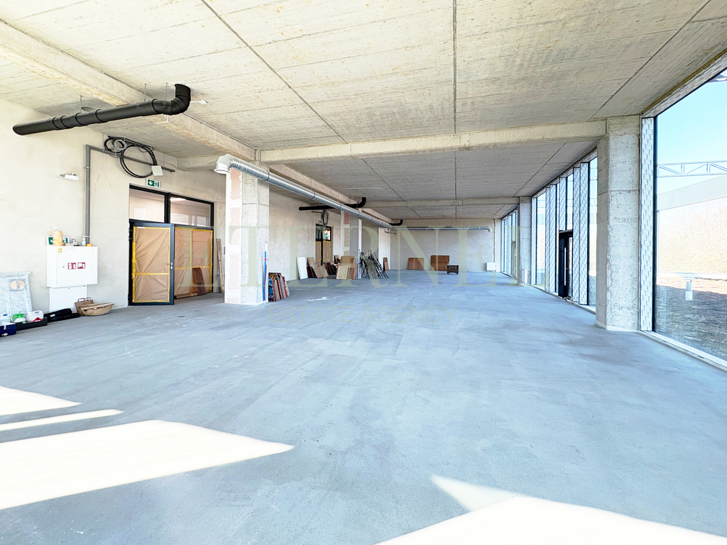 Wyjątkowy lokal użytkowy 284m2 z tarasem 200m2