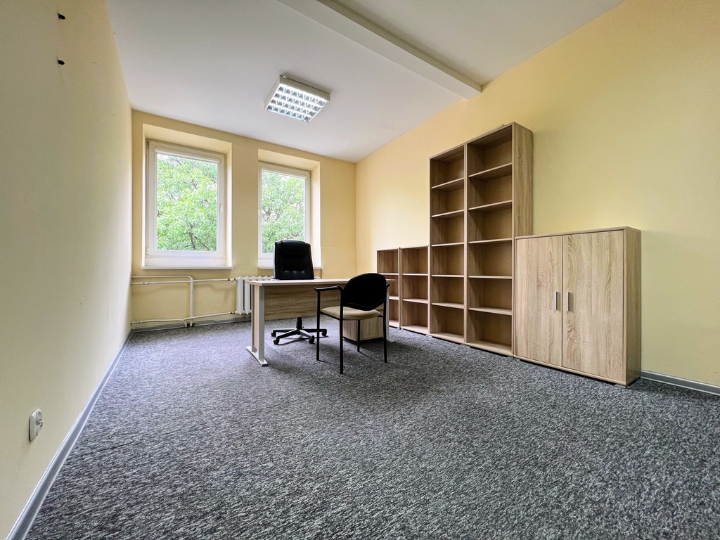 Lokal z klimatyzacją 48 m2, 2 pokoje Okulickiego