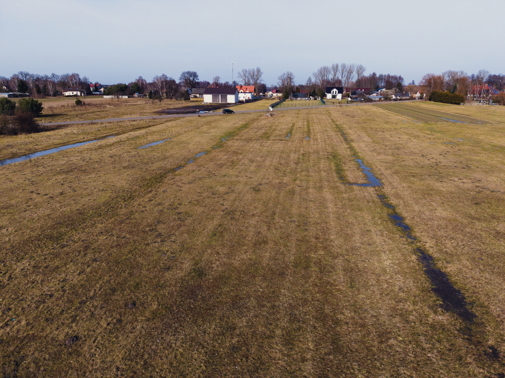 Działka... - po więcej informacji zadzwoń!
