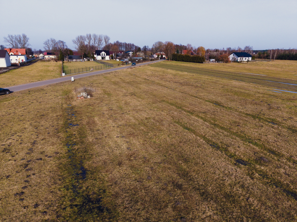 Działka... - po więcej informacji zadzwoń!