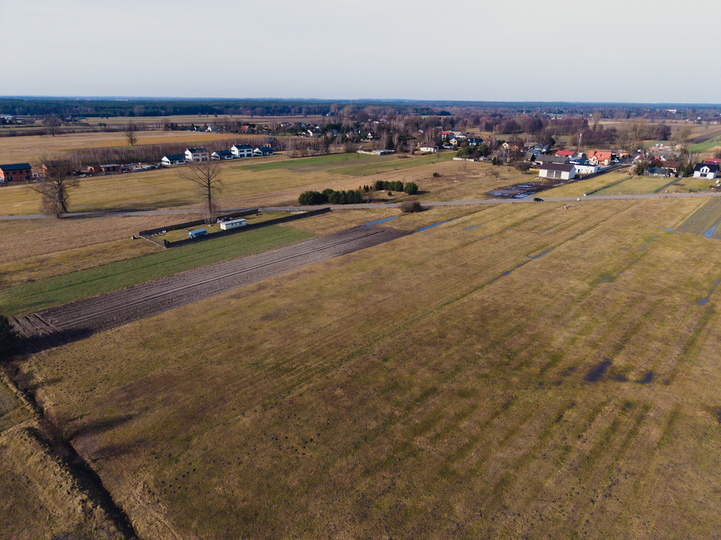 Działka... - po więcej informacji zadzwoń!