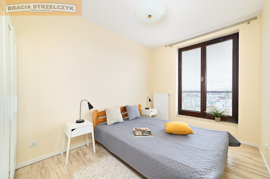 dwupokojowe super z garażem na wynajem