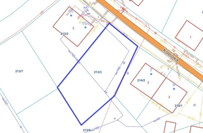 Dopiewiec: Działka 673m² | media | droga