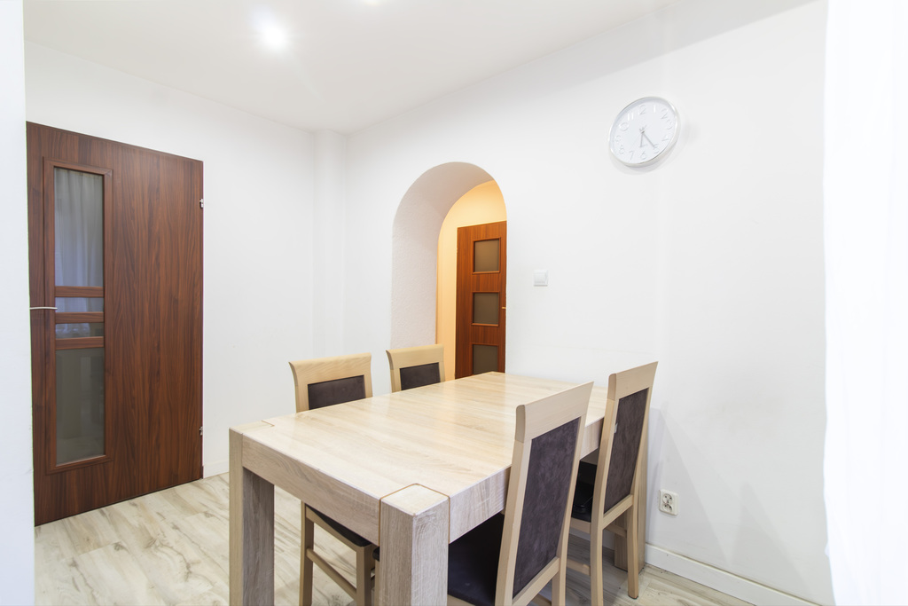 NOWA CENA! Przestronne 4-pokojowe mieszkanie 80 m2