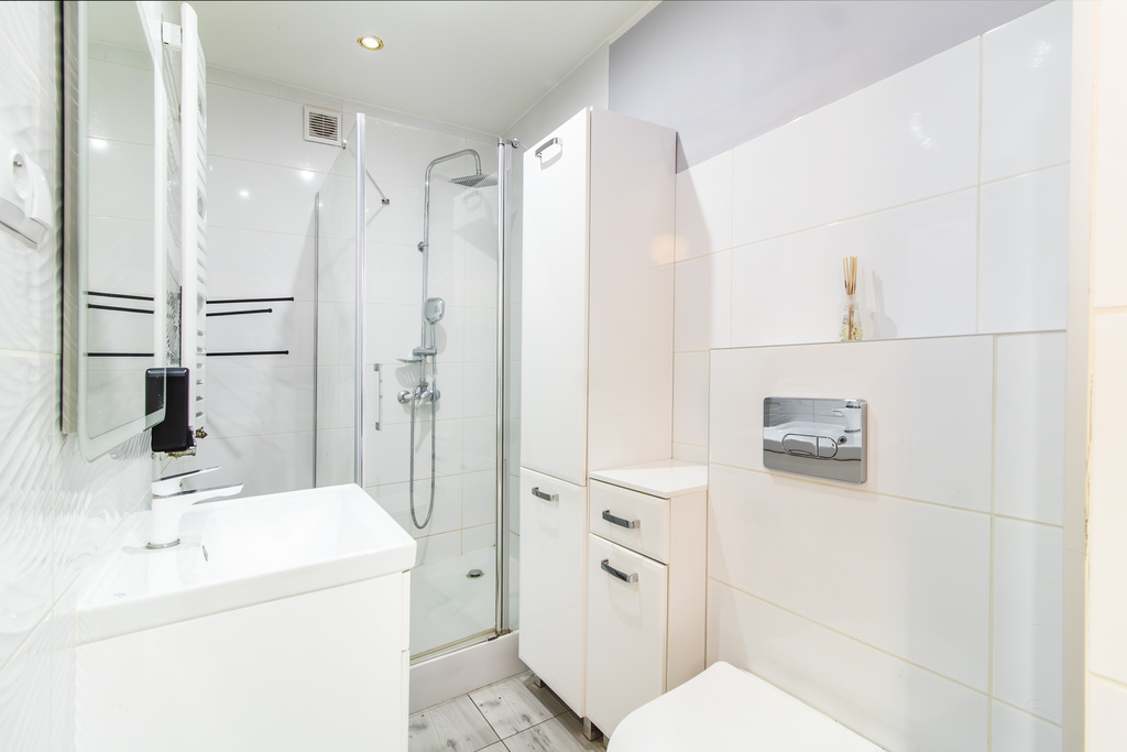 NOWA CENA! Przestronne 4-pokojowe mieszkanie 80 m2