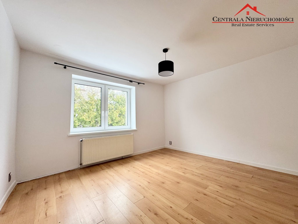 Dom wolnostojący 6 pokoi na osiedlu Stawki