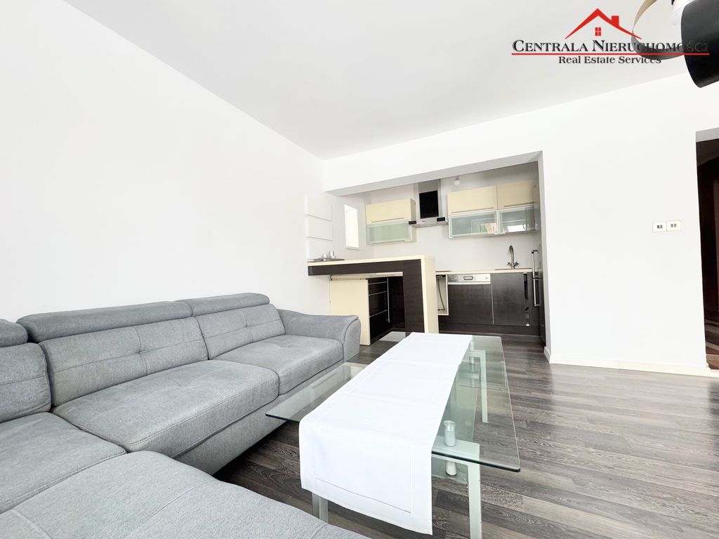 Dom wolnostojący 6 pokoi na osiedlu Stawki