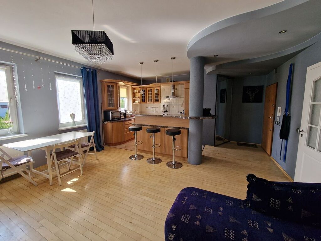 2 pokoje z loggią i klimatyzacją blisko Żurawiniec